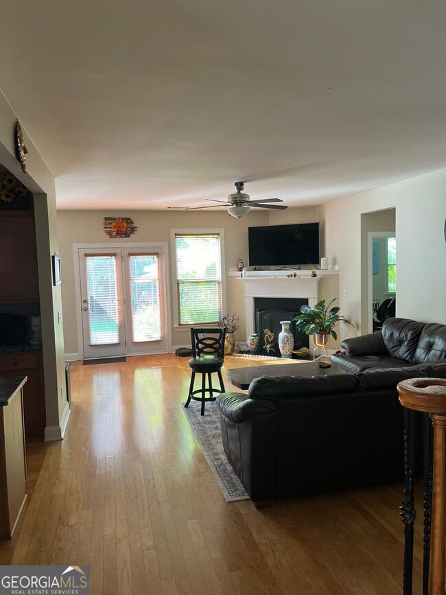 Building Photo - 3520 Dalwood Dr