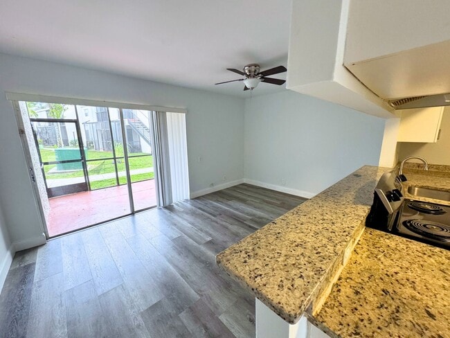 Building Photo - 4529 Treehouse Ln