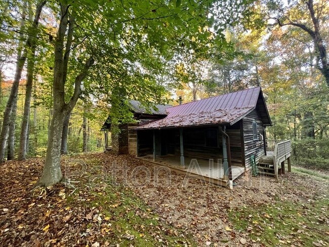 Building Photo - 575 Beaverdam Rd