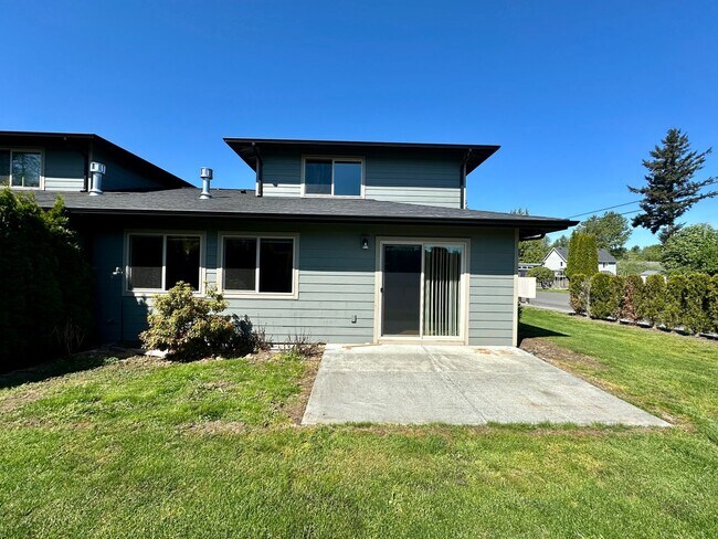 Building Photo - PI5837