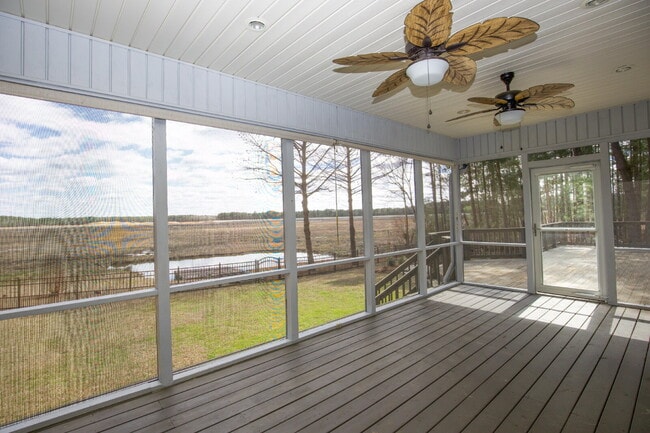 Building Photo - "Modern 3-Bedroom Home with 3 Full Bathrooms and Spacious Living Areas in Vass, NC!"