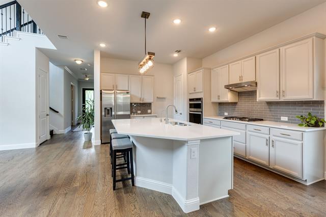 Building Photo - 5605 Acoma Ln