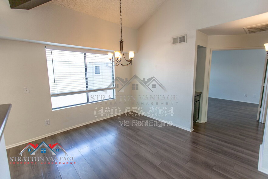 Building Photo - 9415 N 59th Ave