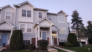 Building Photo - 332 Holiday Ln