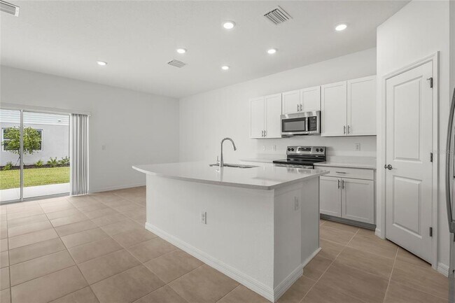 Building Photo - 8705 Winter Breeze Wy