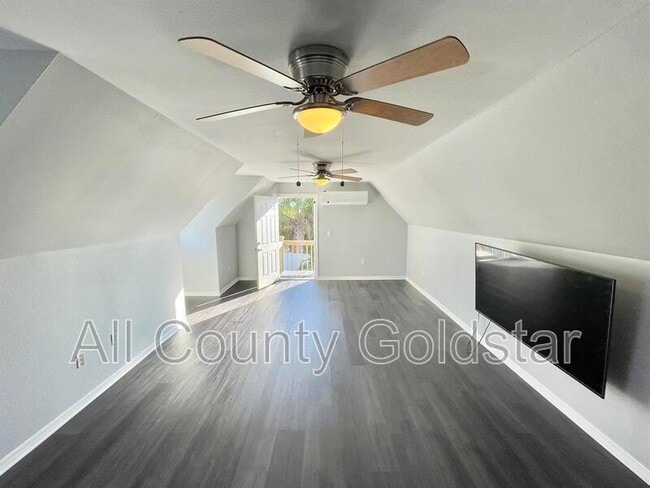 Building Photo - 4254 Flamingo Blvd