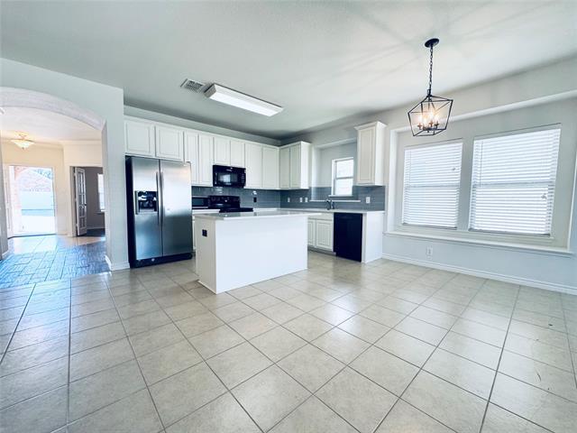 Building Photo - 12505 Ocean Spray Dr