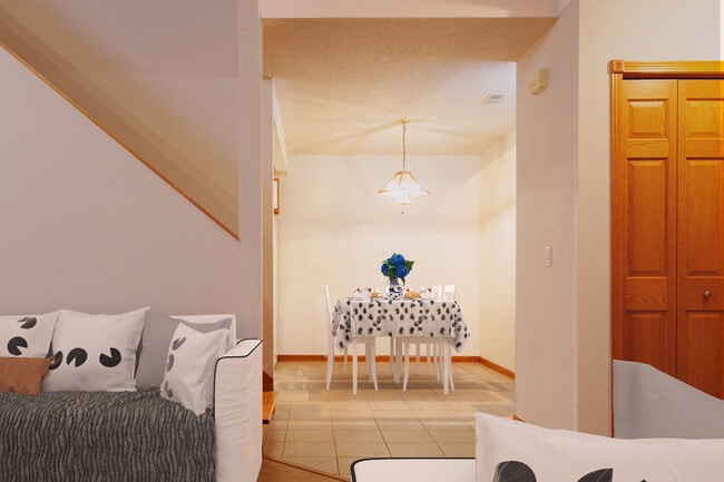 Building Photo - 719 Blue Jay Ln