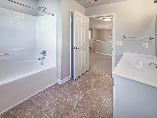 Building Photo - 5425 Fieldfreen Dr