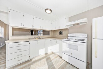 Building Photo - 5201 Amos Reeder Rd