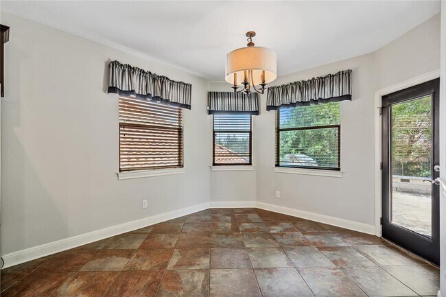 Building Photo - 11609 Woodland Hills Trail