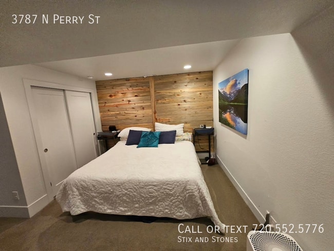 Building Photo - 3787 Perry St