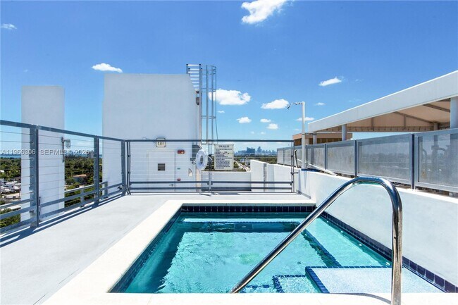 Building Photo - 8101 Biscayne Blvd