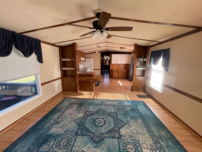 Building Photo - Quiet setting between Angier and Fuquay Varina