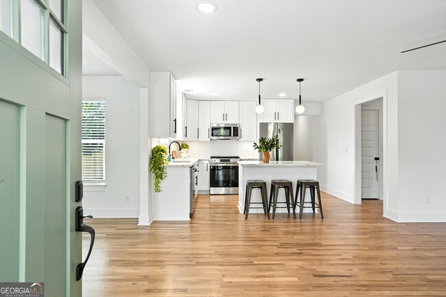 Building Photo - 1597 Glenwood Ave SE