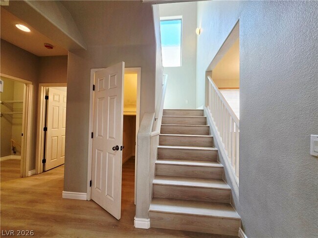 Building Photo - 3549 Bella Sovana Ct
