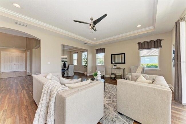 Building Photo - 4789 Vasca Dr