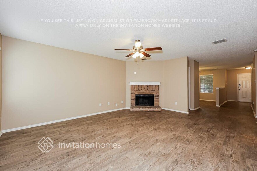 Building Photo - 2912 Barberini Dr