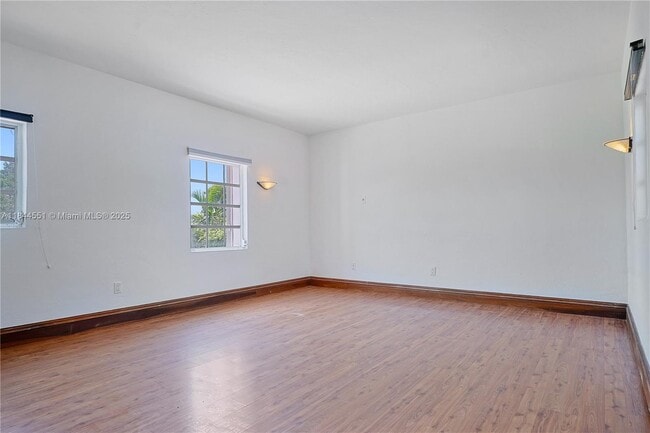 Building Photo - 4607 Meridian Ave