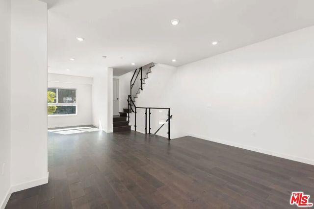 Building Photo - 849 N Alta Vista Blvd