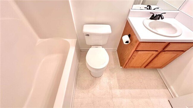 Building Photo - 6243 Shoreview Cir