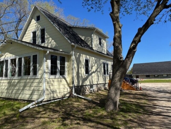 Building Photo - W4356 County Rd N