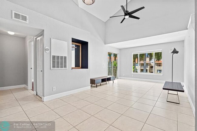 Building Photo - 1705 Palm Cove Blvd