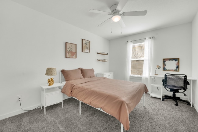 Building Photo - 2113 Paxton Way