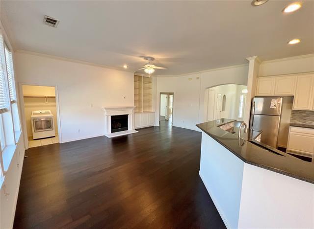 Building Photo - 5504 Eagle River Dr