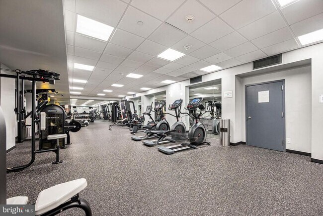 Building Photo - 2601 Pennsylvania Ave