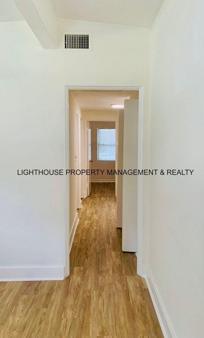 Building Photo - COMING SOON Completely Renovated 3-Bedroom...