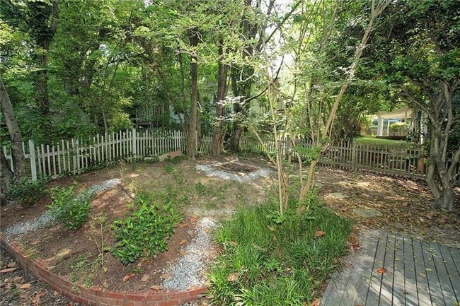 Building Photo - 2874 Burden St NW