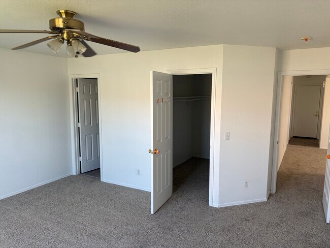 Building Photo - Updated 3BR Corner Lot Home w/ Washer & Dryer + Spacious Layout – Move-In Ready!