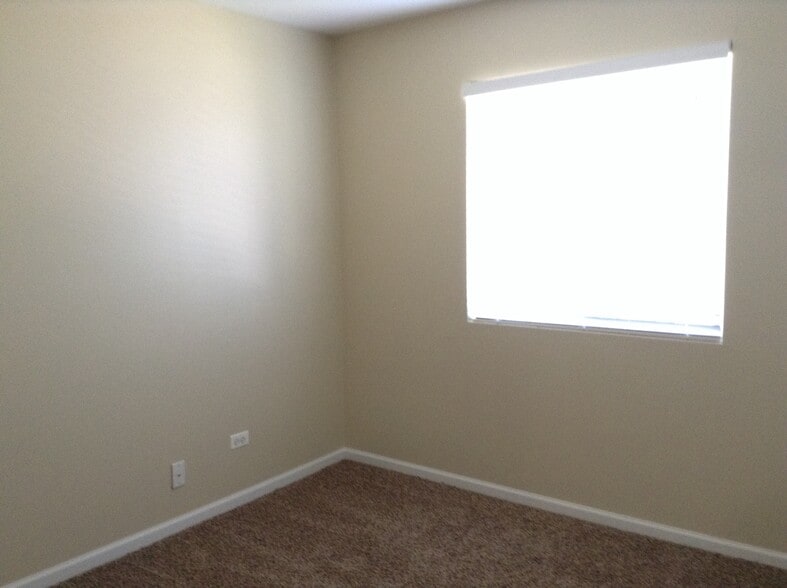 Building Photo - 3103 Meadowsedge Ln