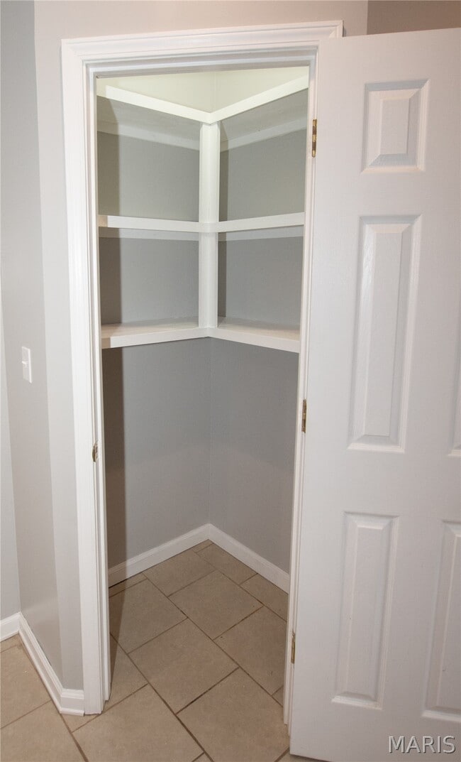 Building Photo - 14 Jefferson Ave