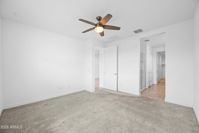 Building Photo - 8911 W Solano Dr