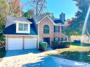 Building Photo - Welcome to this charming 3-bedroom, 2.5-bathroom home located in the desirable area of Ellenwood,...