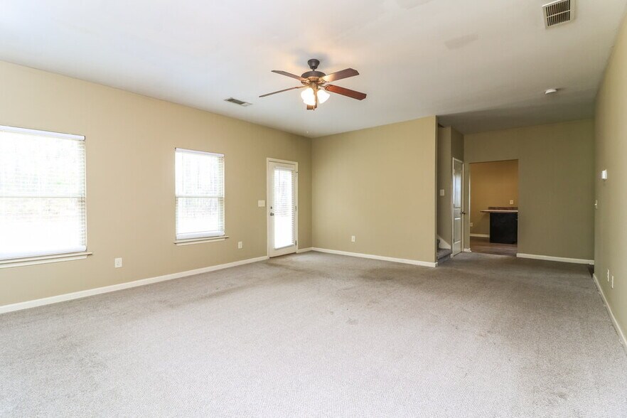 Building Photo - 132 Brightondale Blvd
