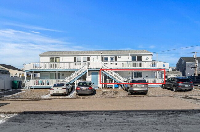 Building Photo - 8 Duston Ave