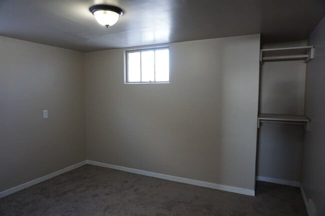 Building Photo - 2022 S 300 E