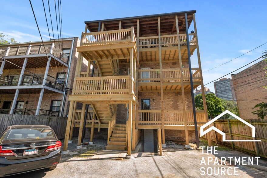 Building Photo - 4010 S Calumet Ave
