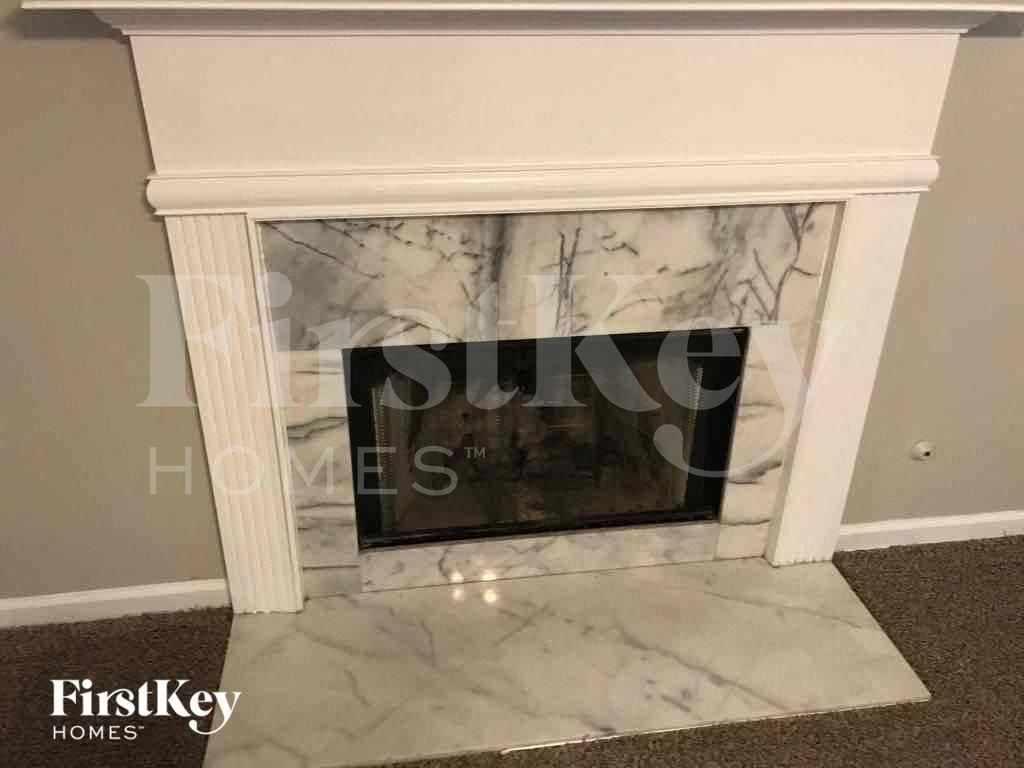 Building Photo - 4455 Westminster Dr