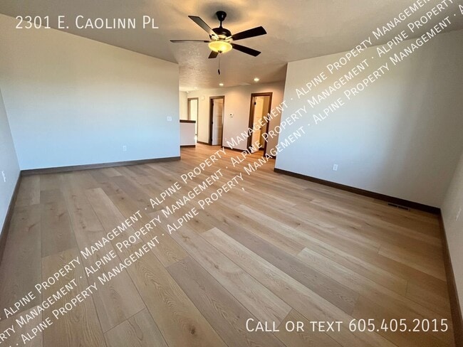 Building Photo - 2301 Caolinn Pl