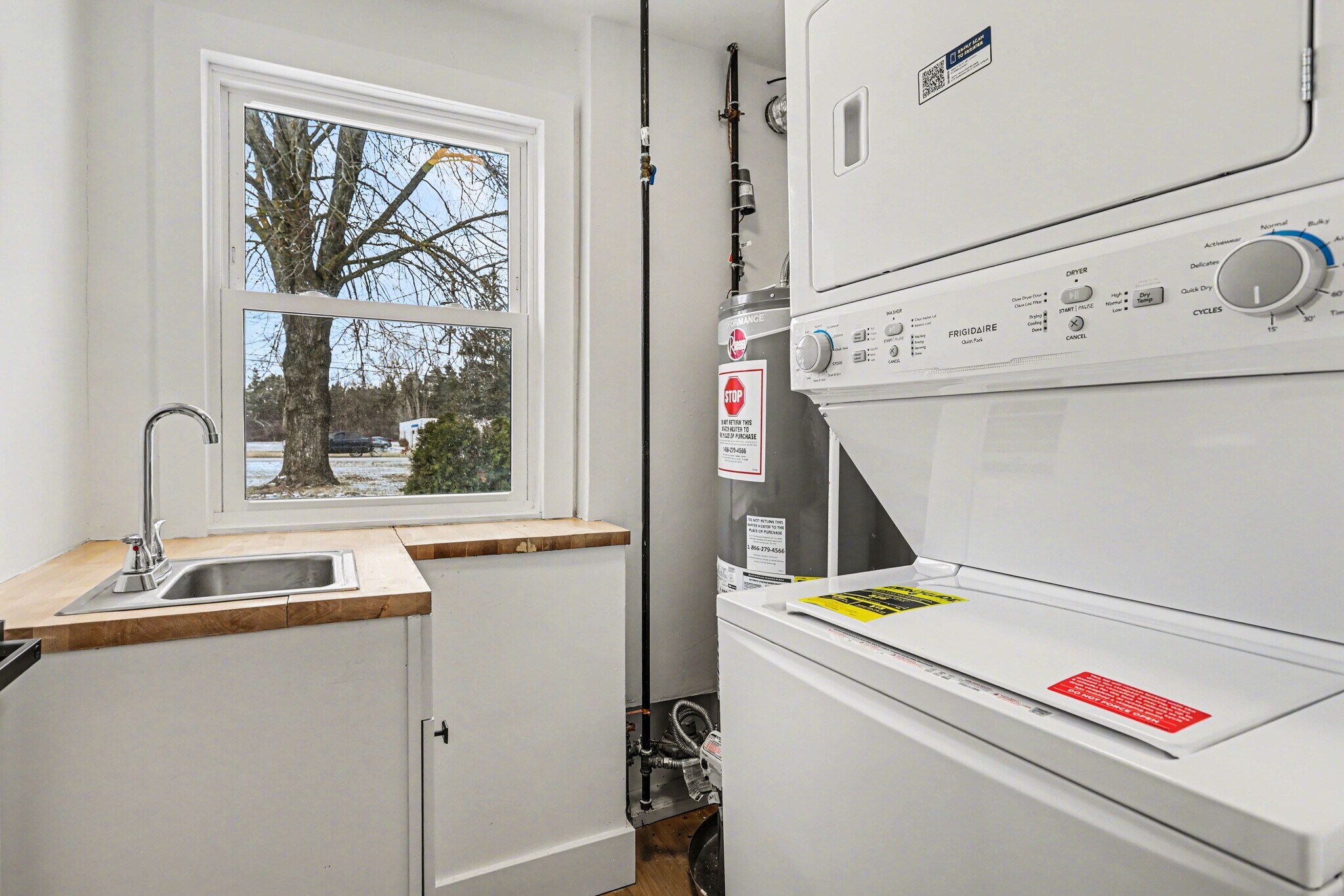 Laundry - 2705 McCarty Rd