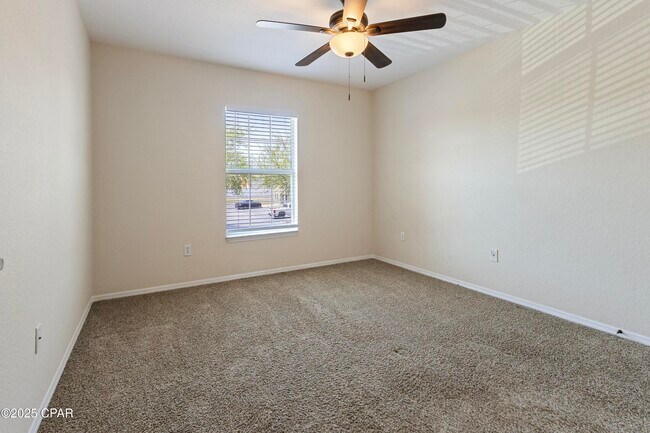 Building Photo - 1109 Lighthouse Rd