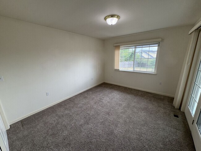 Building Photo - 1714 Bakerview Ct