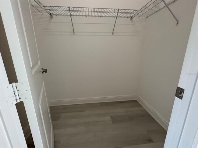 Building Photo - 30788 Lindentree Dr