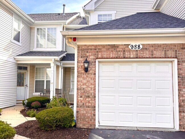 Building Photo - 988 Sheridan Cir