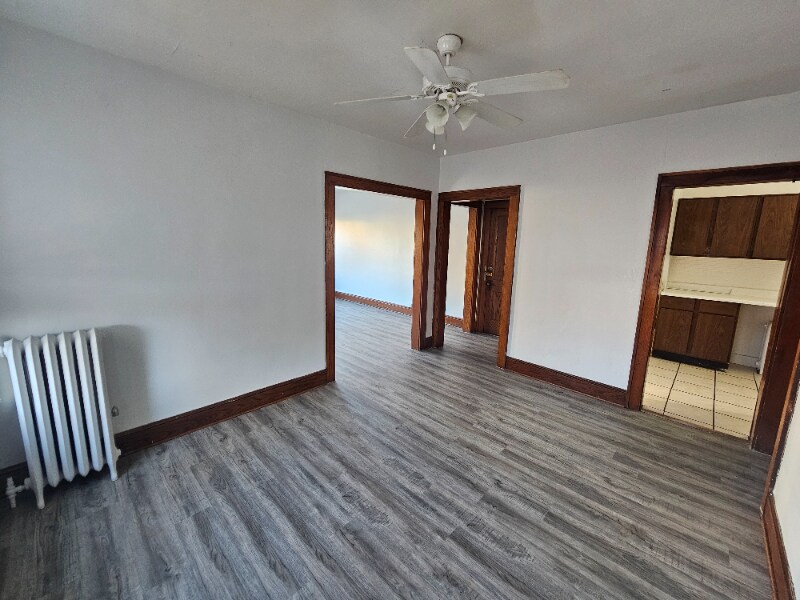 Building Photo - 1560 7th Ave