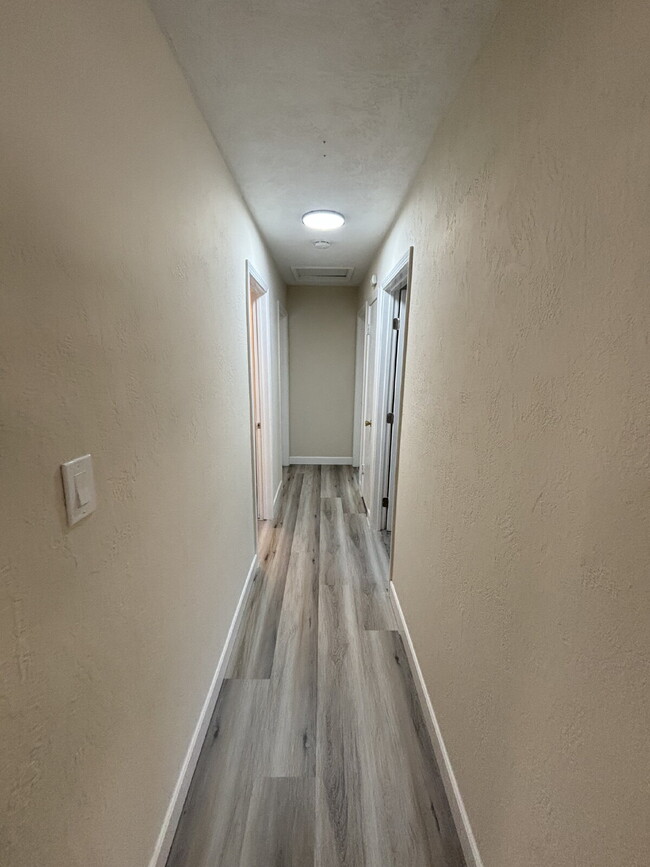 Building Photo - "Completely remodeled 4-Bed, 3-Bath Sanctu...